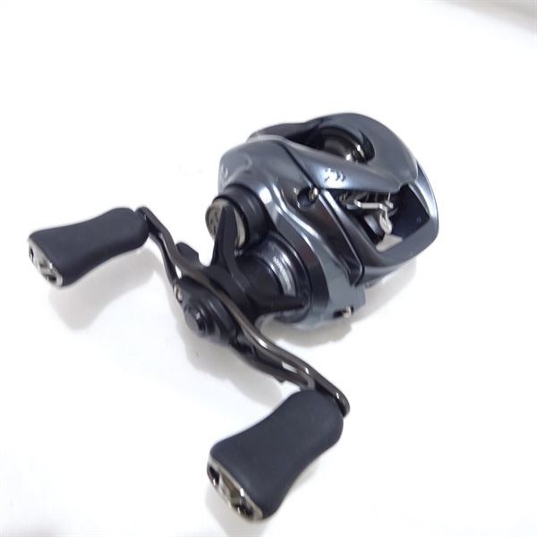 ２５タトゥーラＳＶＴＷ１００　右